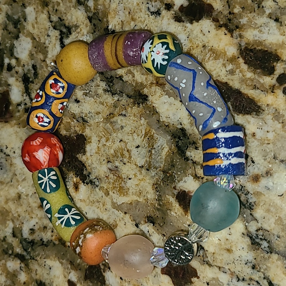 Ghana Krobo  recycled Glass hanmade Strechy Bracelet